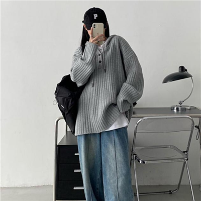 Sweatshir Cniotála Fada Scaoilte